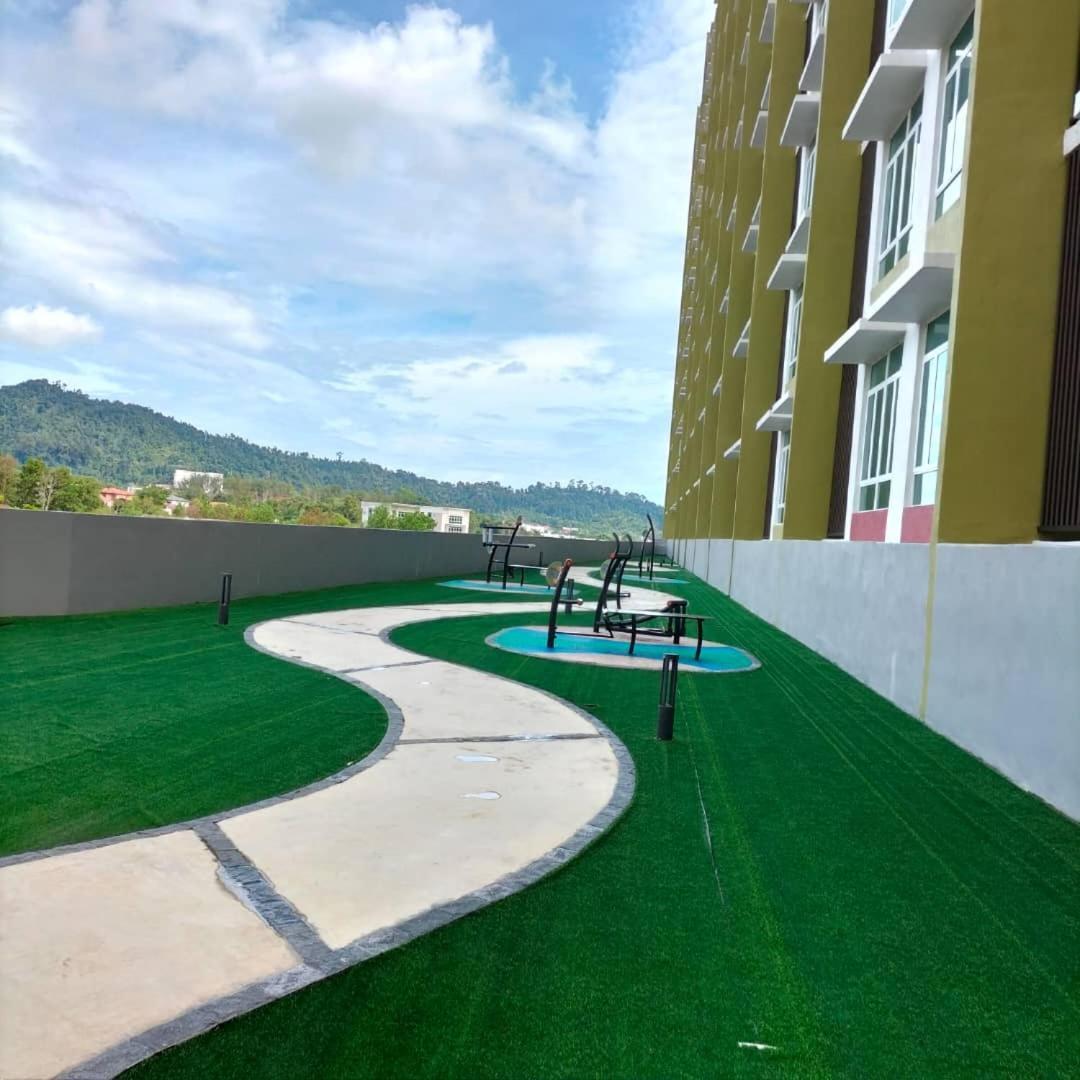 Mahkota Valley Apartment Indera Mahkota Kuantan#Netflix Luaran gambar